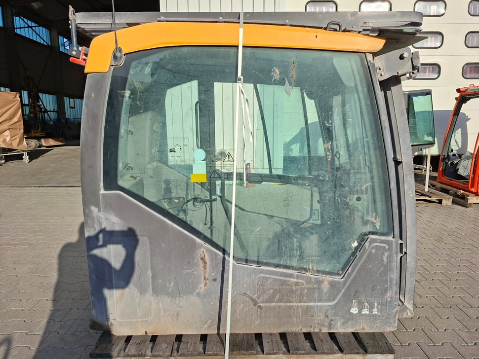20260625_072400.jpg Volvo EW200EMH Kabine - VOE14777004