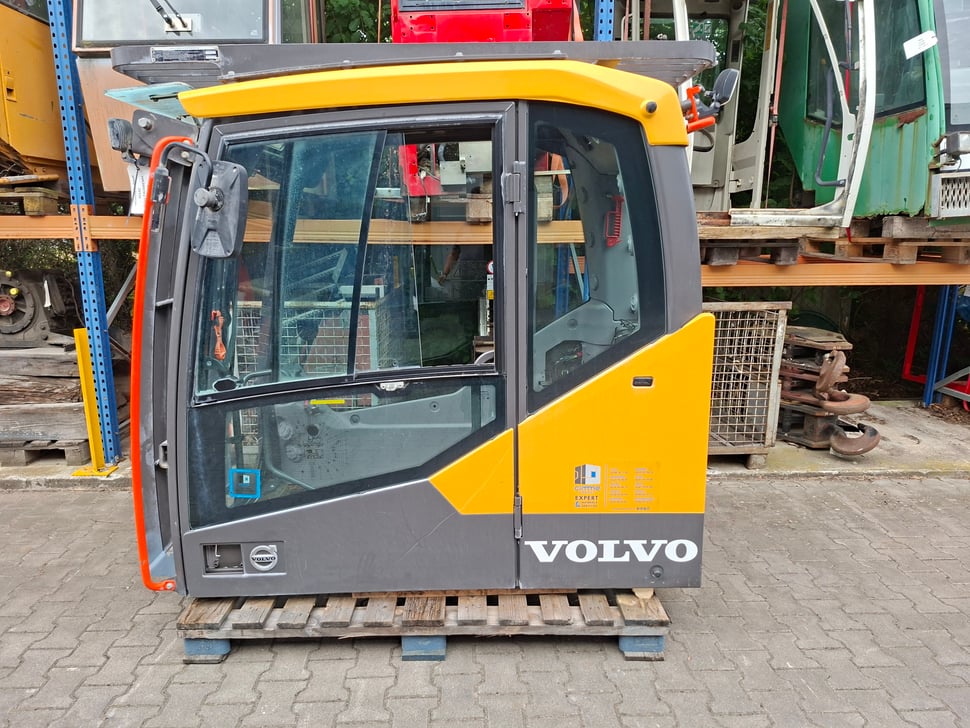 20260715_102012.jpg Volvo EW200EMH Kabine - VOE14777004