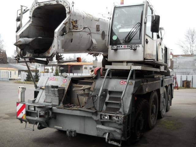            AC 60